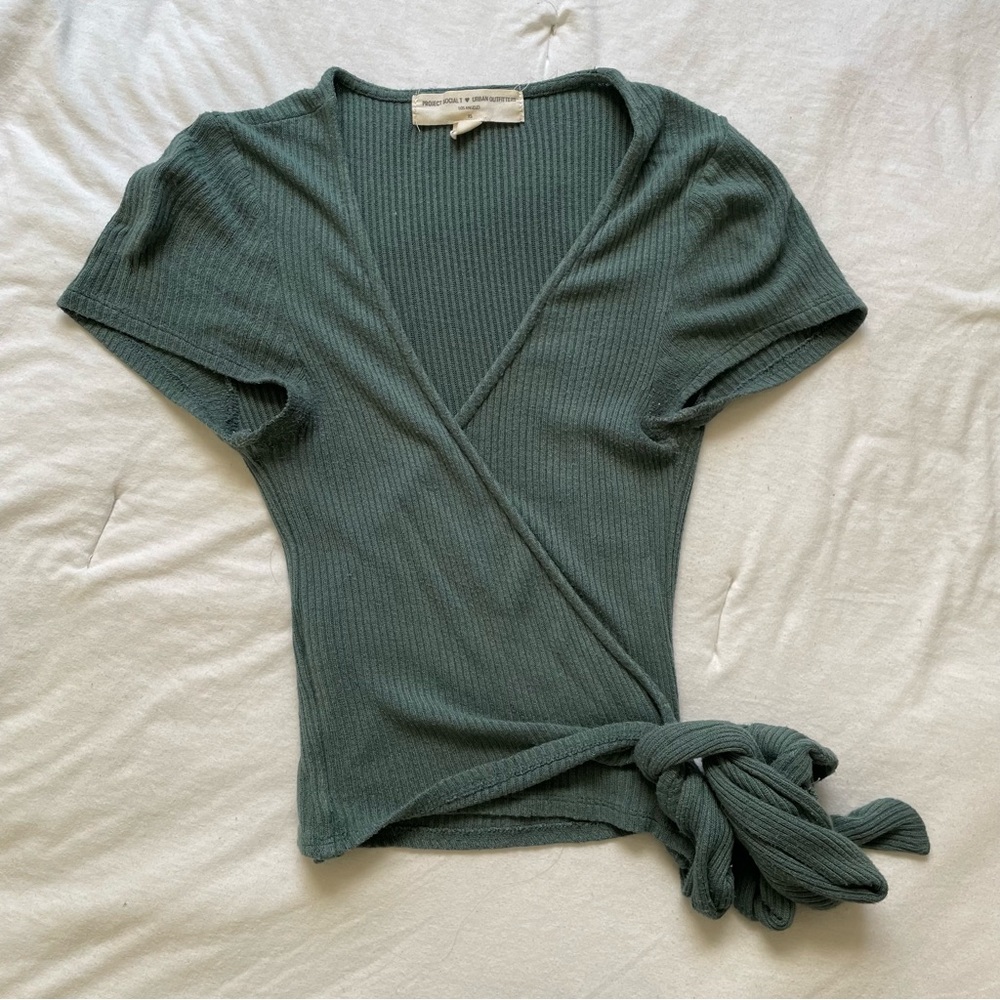 URBAN OUTFITTERS GREEN WRAP SHIRT